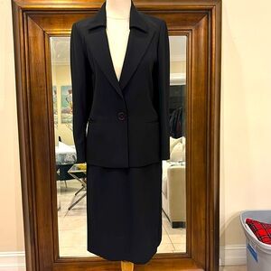 SALVATORE FERRAGAMO 2 Pc Skirt & Jacket Suit Black 100% Wool Sz.10 Italy